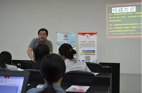 盐焗手撕鸡的做法【太阳成集团tyc7111cc】(图1) 太阳成集团tyc7111cc