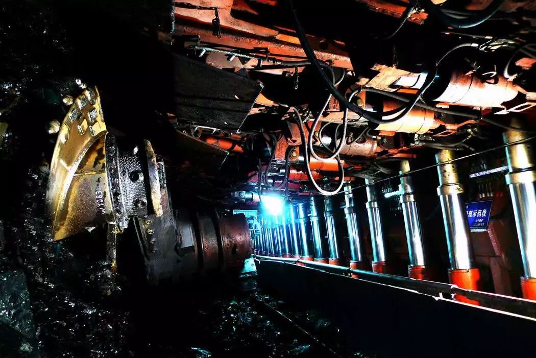 ‘太阳成集团tyc7111cc’中弘溢价1.47%摘夏各庄地块(图2) 太阳成集团tyc7111cc